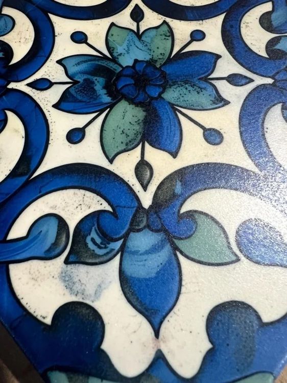 T716 photo 3